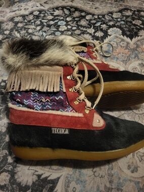 Tecnica Women's Black & Red Fringe Winter Boot